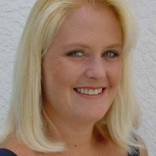 Team - Deborah Lundin - Content Writer